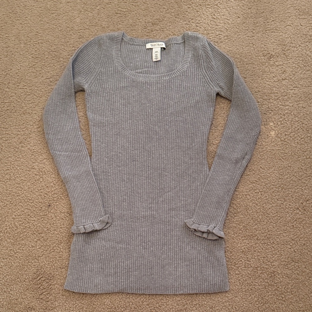 Gray Ribbed Long Sleeve Sweater